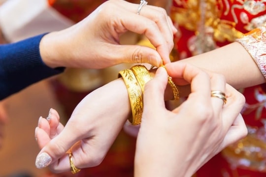 Bị hủy hôn có thể đòi lại sính lễ không?