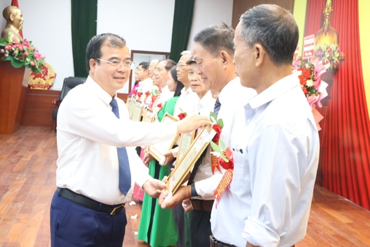 Hải Dương biểu dương phụ nữ cao tuổi tiêu biểu trong xây dựng gia đình văn hóa, ấm no, hạnh phúc