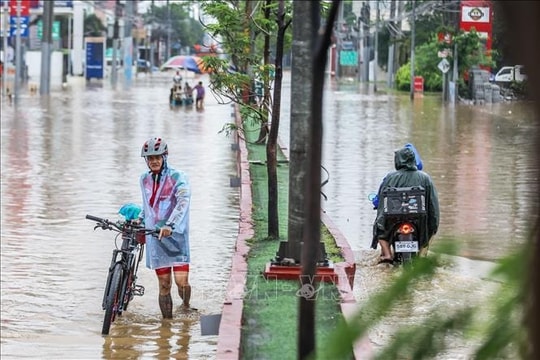 Bão Trami gây ngập lụt và mất điện diện rộng tại Philippines