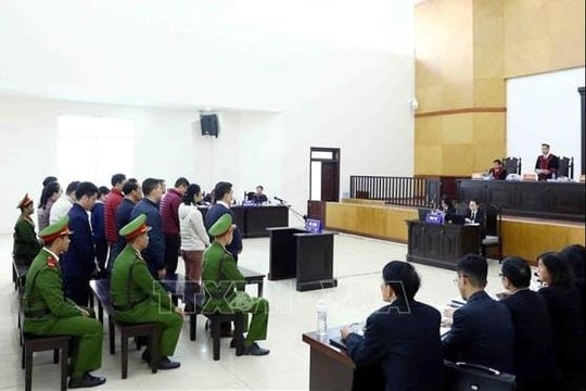 Truy tố 17 bị can trong vụ chuyến bay giải cứu giai đoạn 2