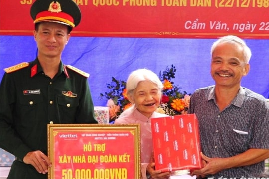 Khánh thành nhà tình nghĩa cho vợ liệt sĩ ở Cẩm Giàng