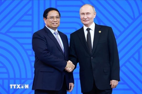 Thủ tướng Phạm Minh Chính dự lễ đón, chiêu đãi do Tổng thống Nga Vladimir Putin chủ trì
