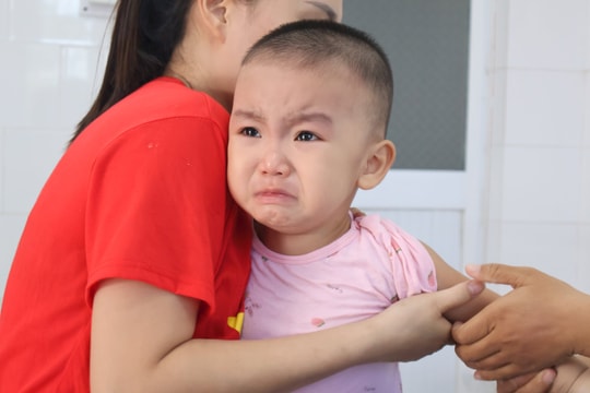 Lần đầu Hải Dương đồng loạt tiêm phòng sởi cho trẻ