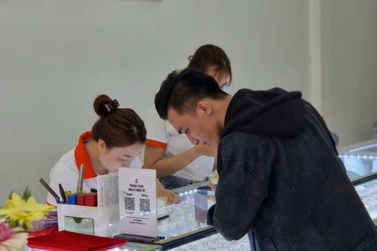 Thuê vàng cưới