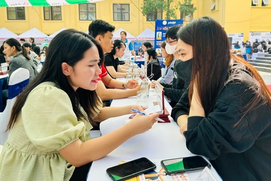 Đề xuất đại học không được tăng chỉ tiêu tuyển sinh nếu hơn 30% sinh viên thất nghiệp