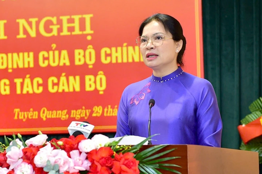 Chủ tịch Hội Liên hiệp Phụ nữ Việt Nam Hà Thị Nga làm Bí thư Tỉnh ủy Tuyên Quang