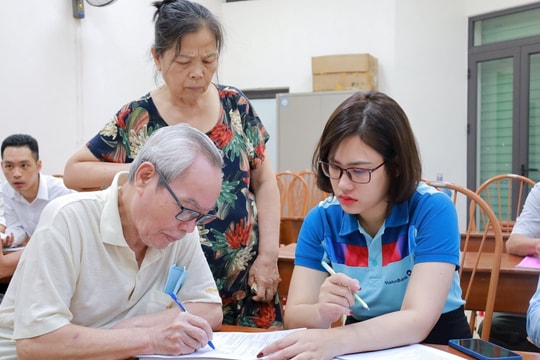 Chi trả lương hưu, trợ cấp bảo hiểm xã hội tháng 11 muộn hơn 2 ngày