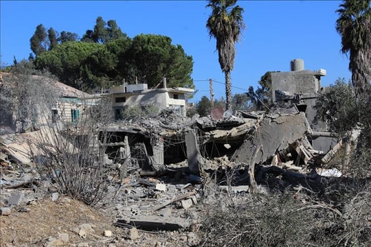 Quân đội Israel tiến sâu vào miền Nam Liban
