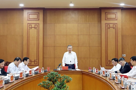 Sự kiện nổi bật trong nước, quốc tế ngày 30/10
