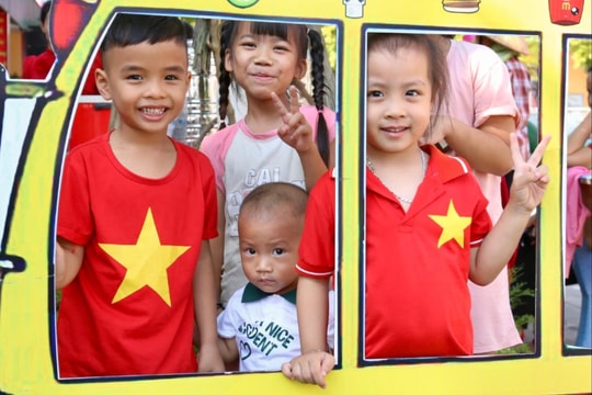 Hải Dương tăng mức thu chăm sóc trẻ ngày thứ bẩy