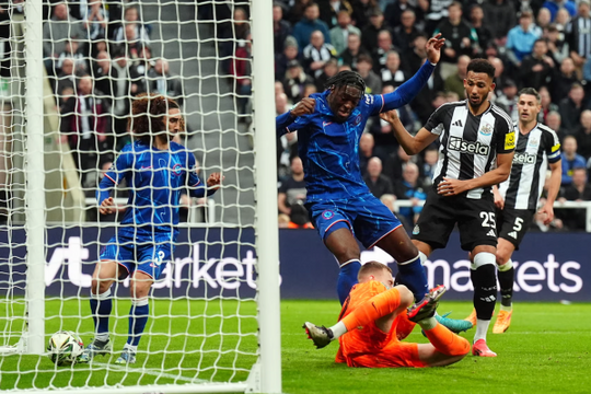 Chelsea bị loại khỏi Cup Liên đoàn
