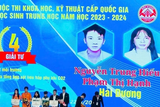 Đôi bạn trẻ ở Hải Dương thích 'bắt, nhốt' khí CO2