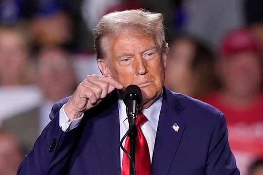 Ông Trump sẽ sử dụng quân đội để trục xuất người nhập cư trái phép