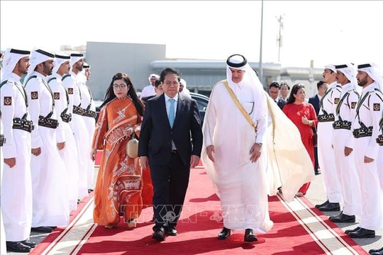 Thủ tướng thăm Khu công nghiệp Ras Laffan, kết thúc chuyến thăm Qatar