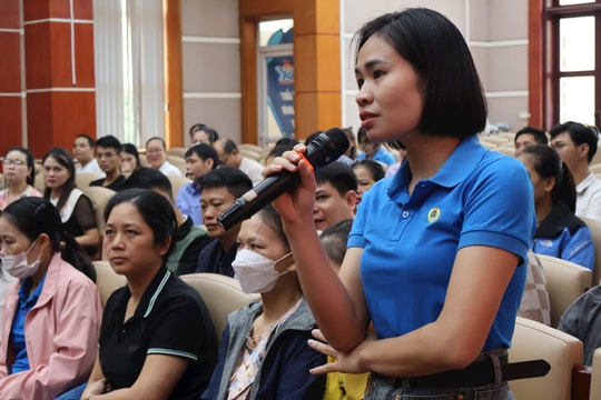 Công nhân ở Bình Giang đề nghị giảm tuổi nghỉ hưu với lao động nữ