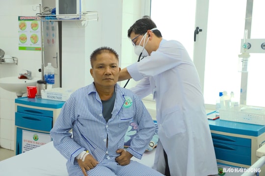 Bệnh viện Bệnh nhiệt đới Hải Dương phối hợp tuyến Trung ương khám, chữa bệnh về gan mật trong tháng 11 này
