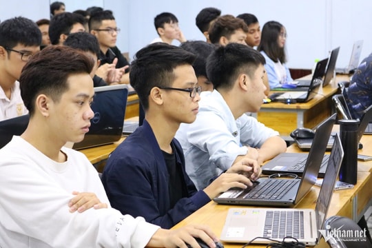 Có nên học lập trình ngay từ bậc phổ thông?