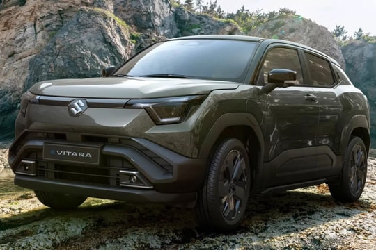 eVitara - xe điện đầu tiên của Suzuki ra mắt