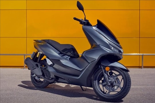 Honda ra mắt PCX 125 thế hệ mới
