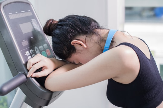 Tại sao ăn ít, tập nhiều vẫn béo?