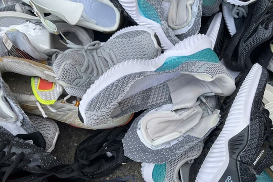 Kinh doanh giầy giả nhãn hiệu Adidas, một hộ kinh doanh ở Nam Sách bị phạt 16 triệu đồng