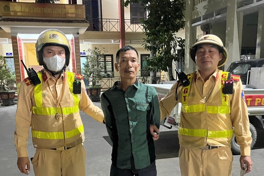 Công an Thanh Hà phát hiện ma túy từ vi phạm không đội mũ bảo hiểm