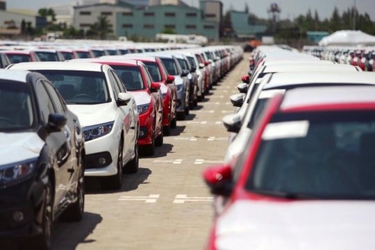 Hơn 38.700 ô tô được bán ra trong tháng 10, Toyota đắt hàng nhất