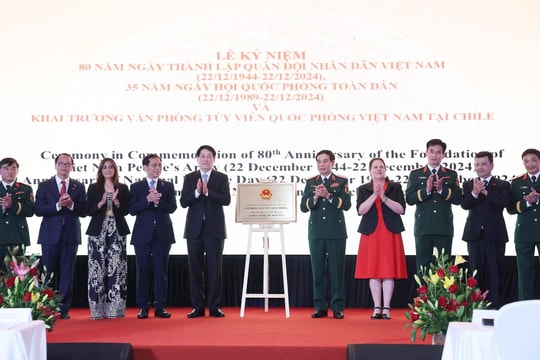 Sự kiện nổi bật trong nước, quốc tế ngày 12/11