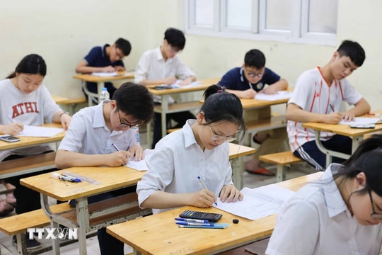 Phó Thủ tướng chỉ đạo xem xét sớm công bố môn thi thứ ba vào lớp 10