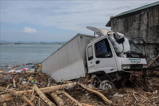 Philippines cảnh báo 'thảm họa' khi siêu bão Man-yi tiếp tục mạnh lên
