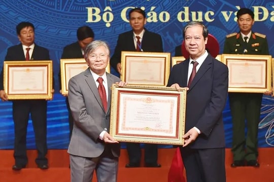 Hơn 1.000 giáo viên nhận danh hiệu Nhà giáo nhân dân, Nhà giáo ưu tú
