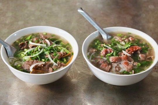 Phở bò vào danh sách 20 món soup ngon nhất thế giới