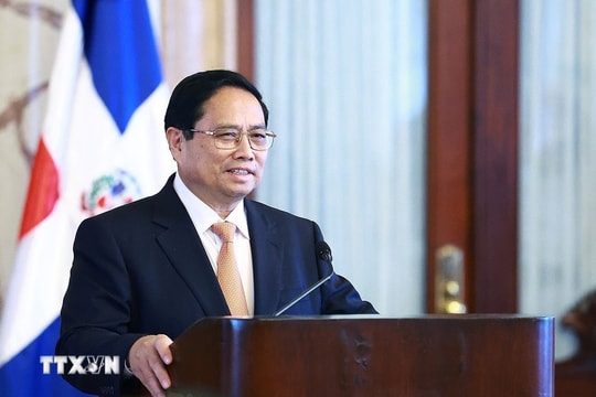 Thủ tướng Phạm Minh Chính và Tổng thống Cộng hòa Dominicana chủ trì họp báo chung