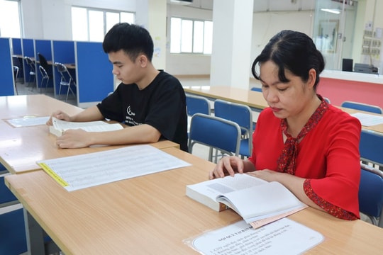 Người lao động mong gì ở môi trường làm việc?