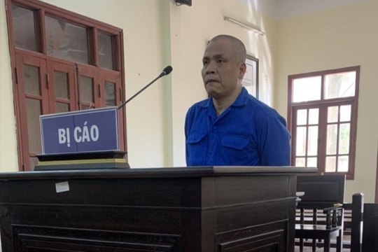 Trộm 2 bình ắc quy xe đầu kéo ở Kim Thành, một thanh niên lĩnh hơn 2 năm tù