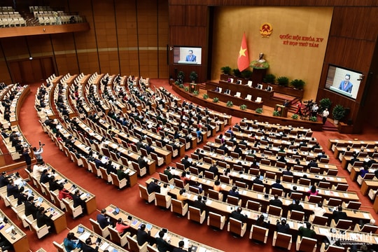 Quốc hội vào tuần làm việc cuối Kỳ họp thứ 8, xem xét công tác nhân sự