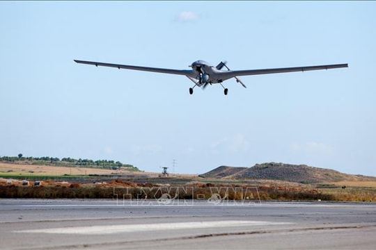 Ukraine sử dụng UAV đồng loạt tấn công nhiều khu vực trên lãnh thổ Nga