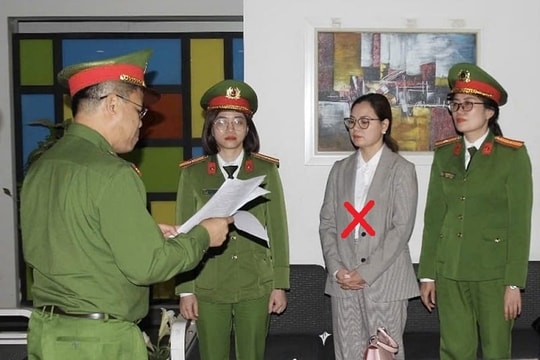 Bắt Cục trưởng Hải quan Hà Nam Ninh để điều tra hành vi nhận hối lộ