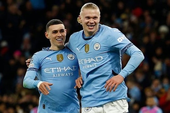 Dẫn trước 3 bàn, Man City vẫn bị Feyenoord cầm hòa
