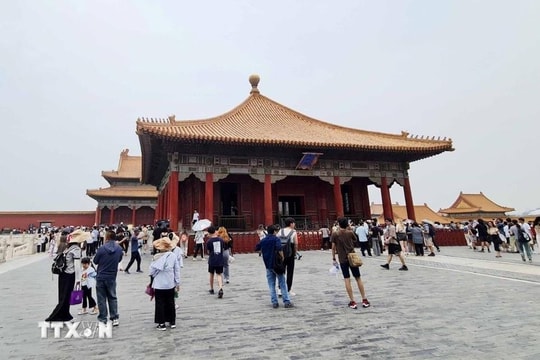 Trung Quốc nối lại miễn thị thực cho công dân Nhật Bản du lịch ngắn ngày