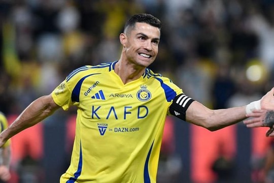 Ronaldo lập cú đúp thứ hai liên tiếp cho Al Nassr