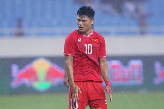 Bán online toàn bộ vé xem tuyển Việt Nam đá AFF Cup ở Phú Thọ