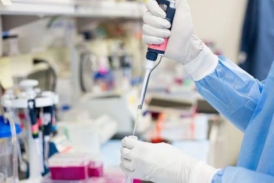 Nghị sĩ Mỹ khẳng định Covid-19 có khả năng rò rỉ từ phòng thí nghiệm