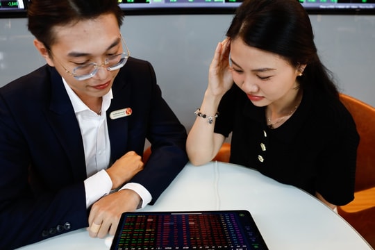 Chứng khoán giảm mạnh nhất hai tuần