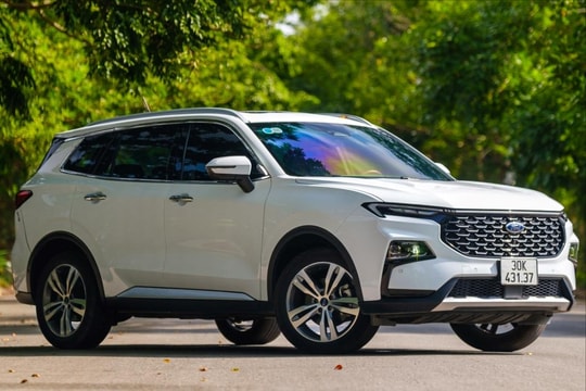 Ford Việt Nam giảm giá nhiều xe 'hot'