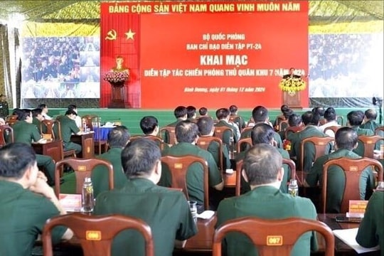 Truy thăng quân hàm 12 liệt sĩ hy sinh trong diễn tập phòng thủ Quân khu 7