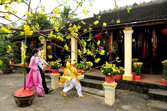 Em về quê mẹ