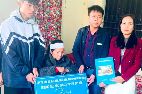 Hỗ trợ 94,8 triệu đồng cho một học sinh đặc biệt khó khăn ở Thanh Miện