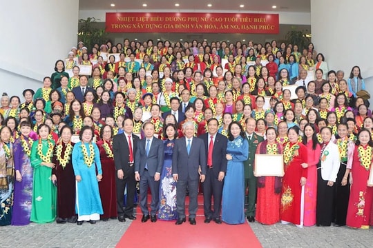 Hải Dương có 65 phụ nữ cao tuổi được biểu dương toàn quốc