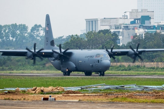'Ngựa thồ' C-130, cường kích A-10 của Mỹ đến Việt Nam dự Triển lãm Quốc phòng